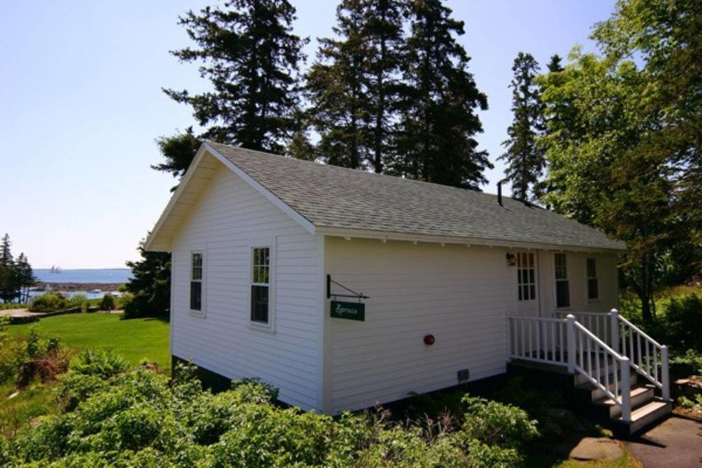 One-Bedroom Cottage